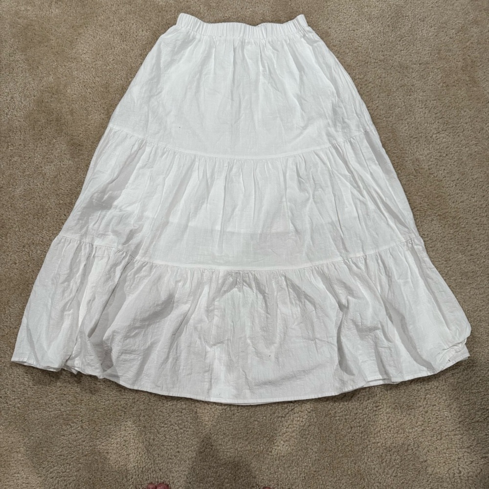 Women White Tiered Skirt